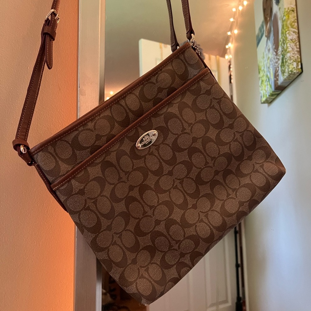 Coach Brown messenger bag
